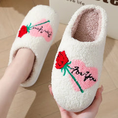 2024 New Valentine's Day Cotton Slippers Warm Non Slip Love Heart Pattern Comfortable Couple Slides Shoes For Men Women Home